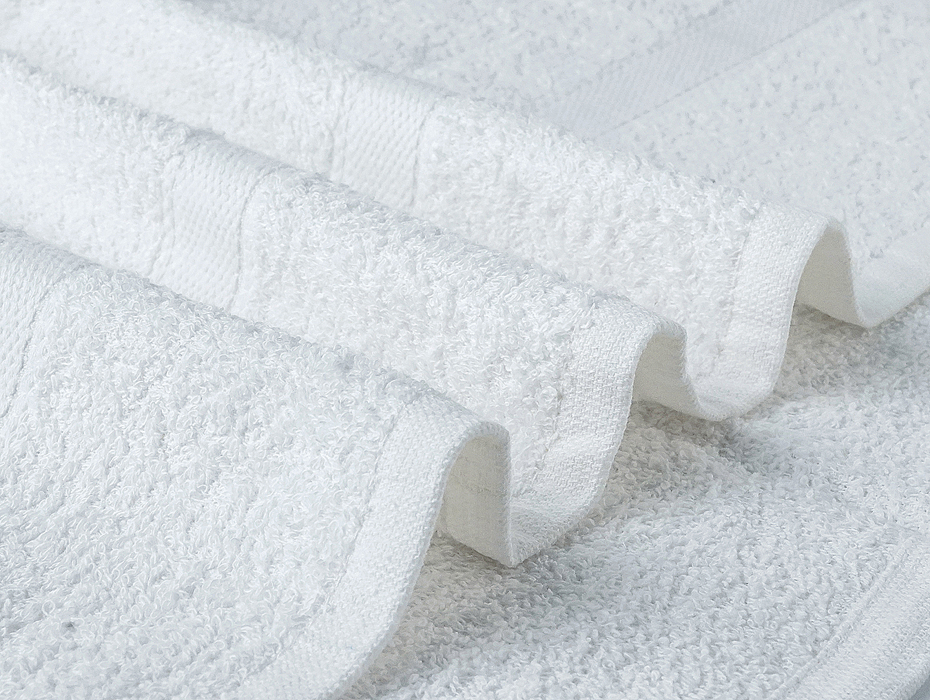 Premium White Bath Towels (27×52) Dan River